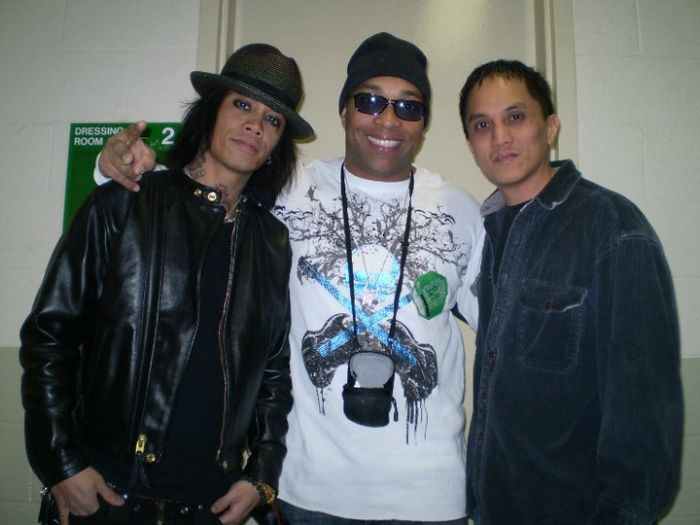 Marlowe Backstage with Buck Cherry!
